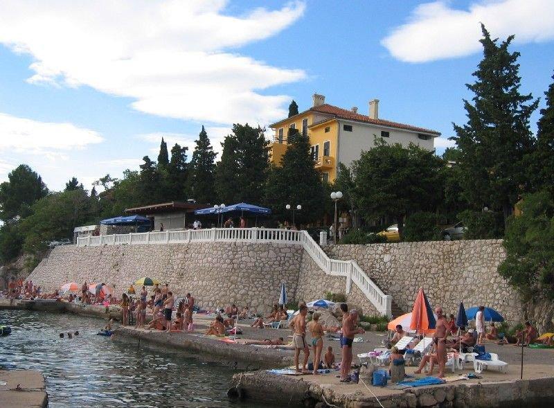 Hotel Riviera Dramalj Kültér fotó