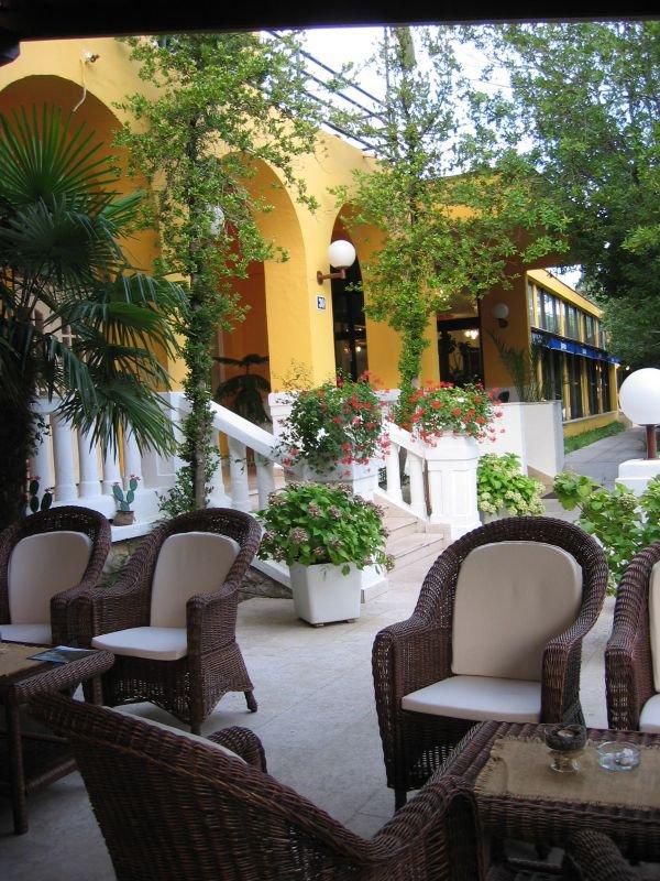 Hotel Riviera Dramalj Kültér fotó